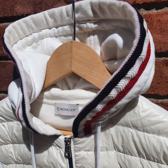 Moncler jacket with hood, down feathers, small - Picture 2 of 7